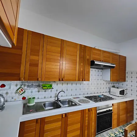 Lungomare Vazzana * Cefalú