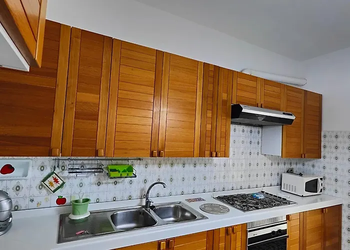 Lungomare Vazzana * Cefalù